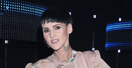 Agnieszka Chylińska przesadziła, publikując dziwaczne skecze? Jej fani sądzą inaczej