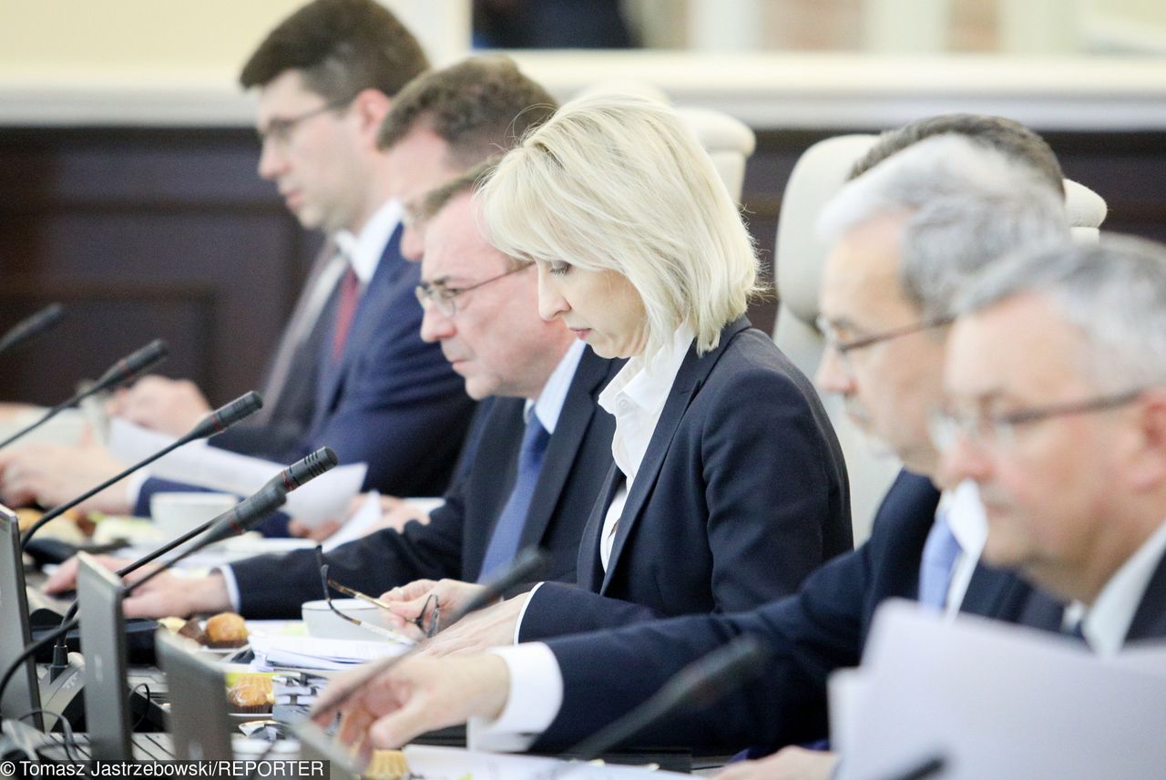 Rekonstrukcja rządu pewna. Teresa Czerwińska może odejść razem z nowymi europosłami