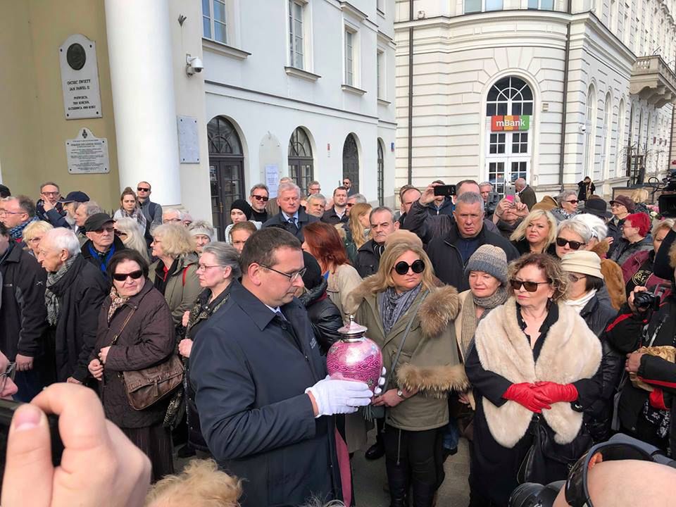 Tłumy na pogrzebie Zofii Czerwińskiej. "Była młoda do samego końca"