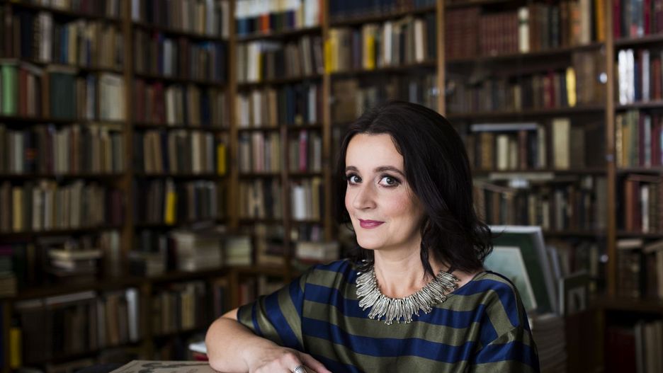 Anna Brzezińska, pisarka i mediewistka.