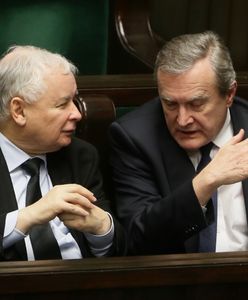 Skok PiS na trzeci sektor. Co zrobi Andrzej Duda?