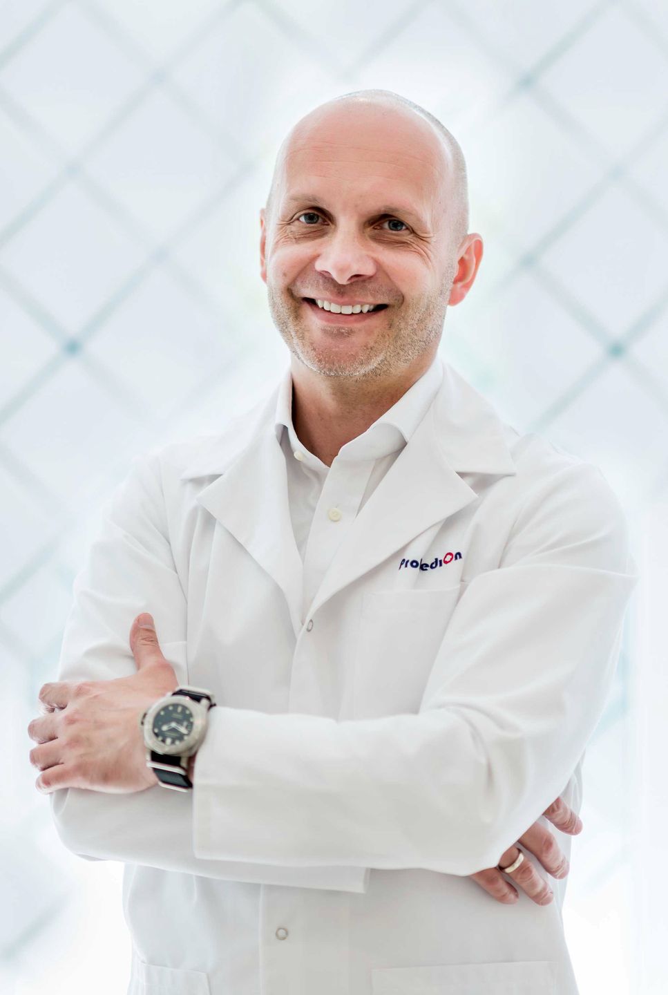 dr Maciej Charaziński, specjalista chirurgii plastycznej w Klinice
Promedion, www.klinikapromedion.pl