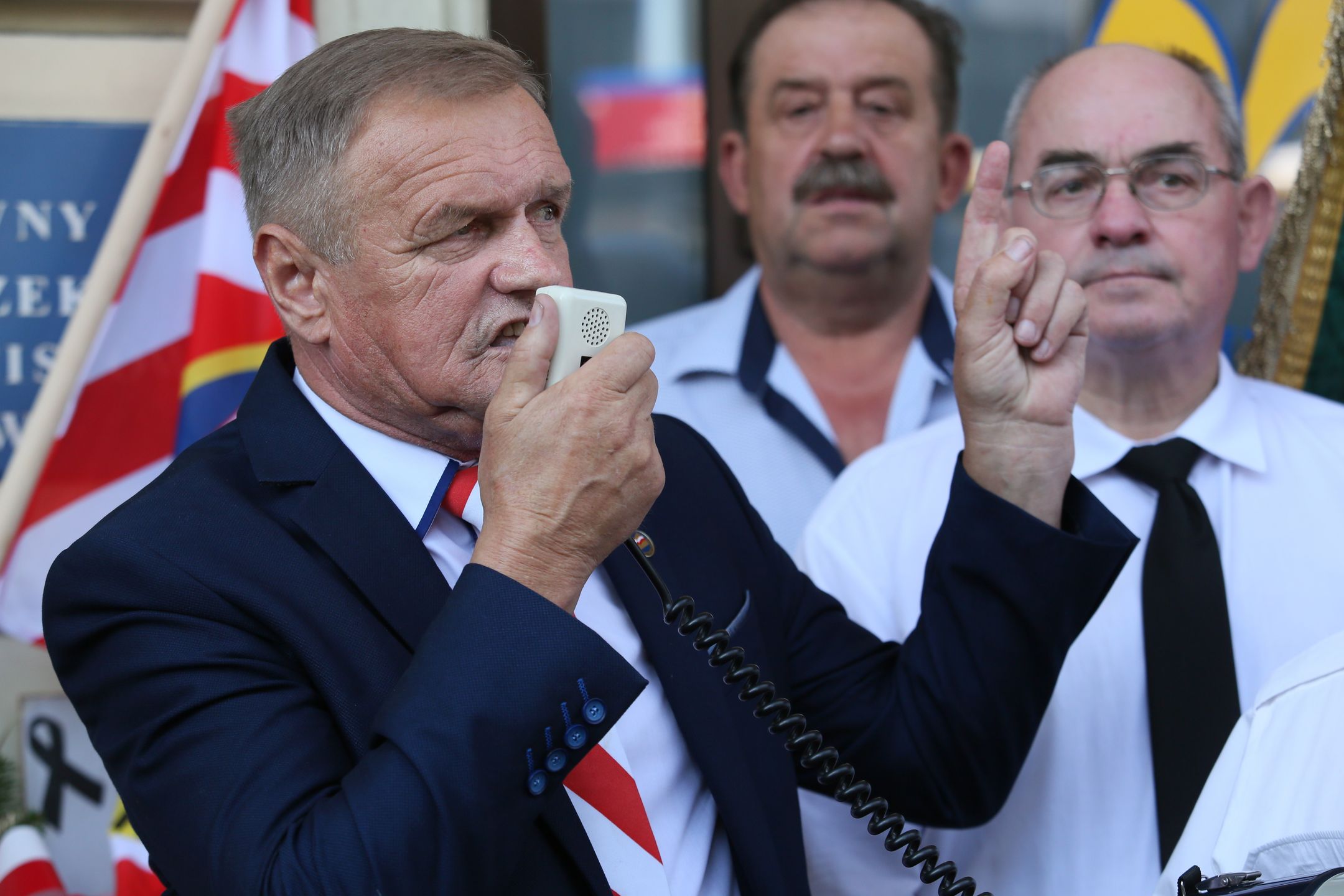 Samoobrona liczy, że powrót do wielkiej polityki rozpocznie od samorządów