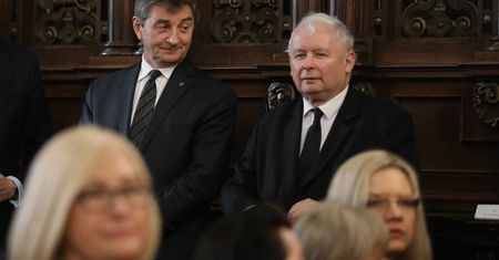 Wyciekł "przekaz dnia" PiS. Instruuje, jak bronić Marka Kuchcińskiego
