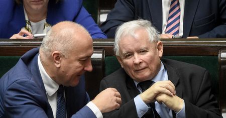 Ostra wymiana zdań na Twitterze. Zaczęło się od Kaczyńskiego