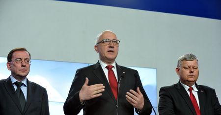 PiS publikuje "wykaz afer" PO-PSL