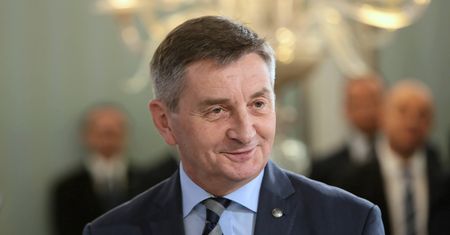 Klimatyzacja w barze, nowe wyposażenie gabinetu fryzjersko-kosmetycznego. Zaskakujące wydatki Sejmu