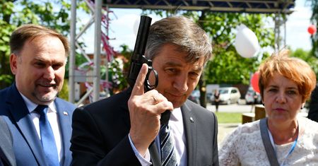 Kontrowersyjne słowa Marka Kuchcińskiego o proteście. Kancelaria Sejmu się tłumaczy