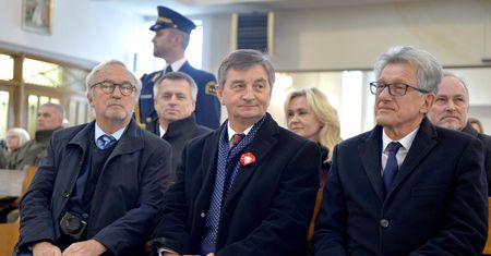 Marek Kuchciński latał nie tylko z rodziną. Na pokładzie m.in. Zdzisław Krasnodębski i Stanisław Piotrowicz