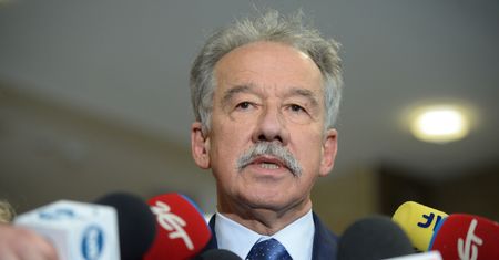 PKW nie zbada, czy kampania billboardowa łamie ustawę. "My nie mamy narzędzi, by to badać"