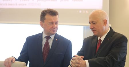 Trzynasta emerytura kosztem modernizacji armii? MON i MSWiA dorzucą się do pomysłu PiS