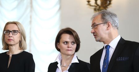 Pensje elity w dół, składki i emerytury w górę. Zniesienie limitu 30-krotności ZUS dzieli rząd