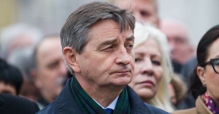 Marek Kuchciński podsumowuje dwa lata pracy. Razem z nim internauci