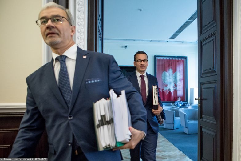 Minister finansów Jerzy Kwieciński i premier Mateusz Morawiecki są zainteresowani dobrą oceną ratingową.