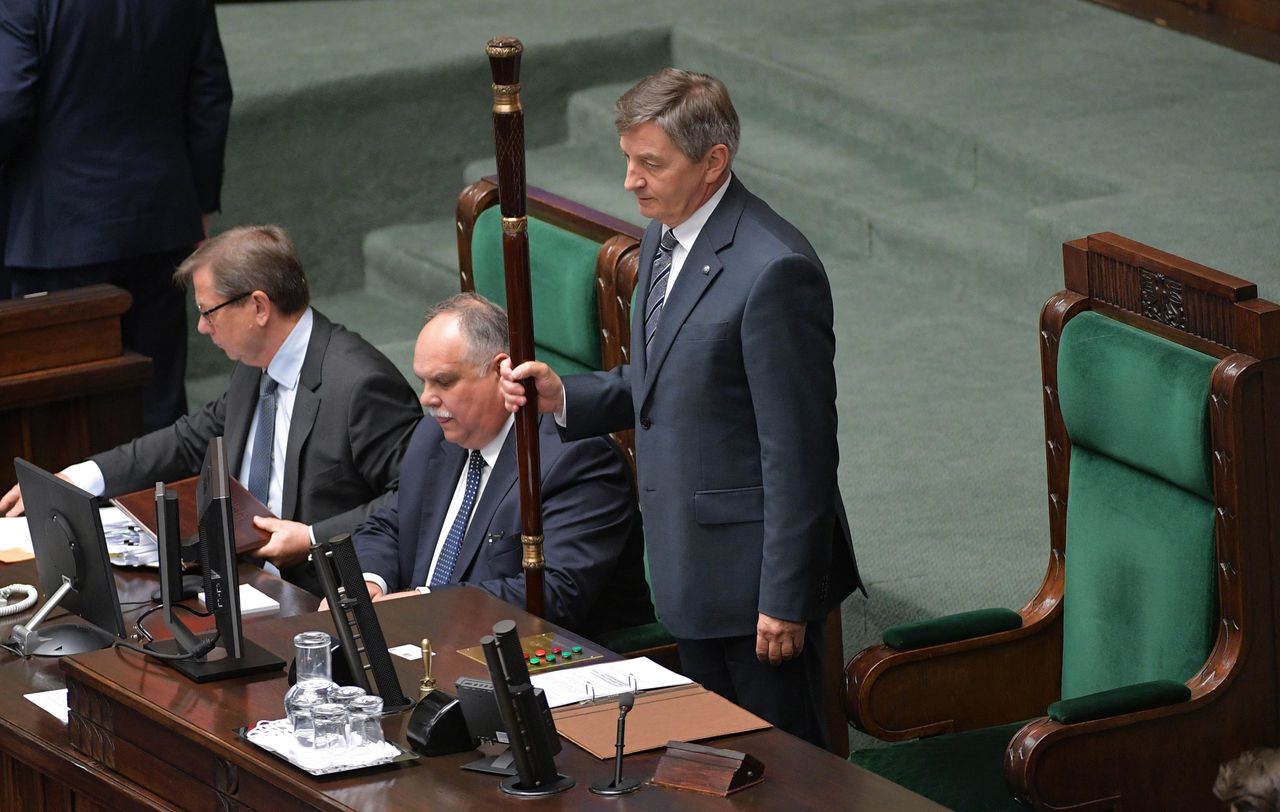 Sejm obraduje. Wysłuchał m.in. Małgorzaty Gersdorf i zajął się wnioskiem o odwołanie marszałka