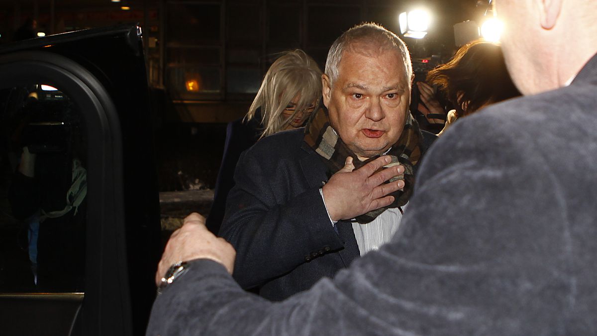 Żądania jawności zarobków w NBP to pokłosie doniesień medialnych o zarobkach towarzyszącej prezesowi NBP Adamowi Glapińskiemu na każdym kroku dyrektor komunikacji Martyny Wojciechowskiej.