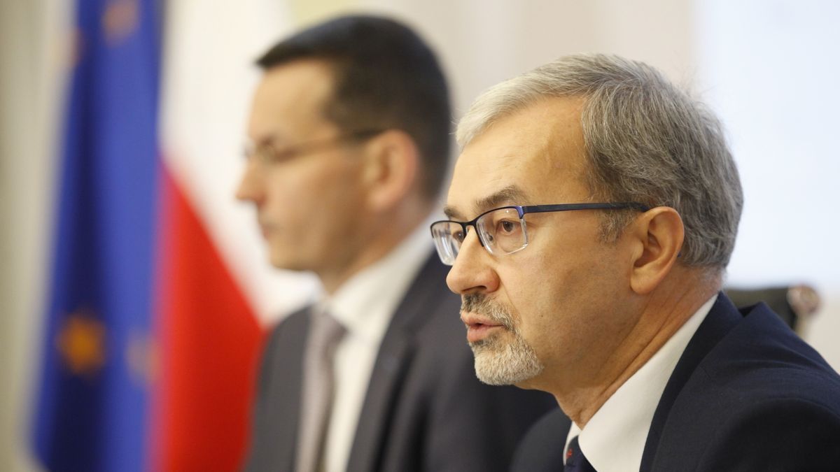 Strumień pieniędzy z Unii. Minister inwestycji podsumował 15 lat Polski w UE