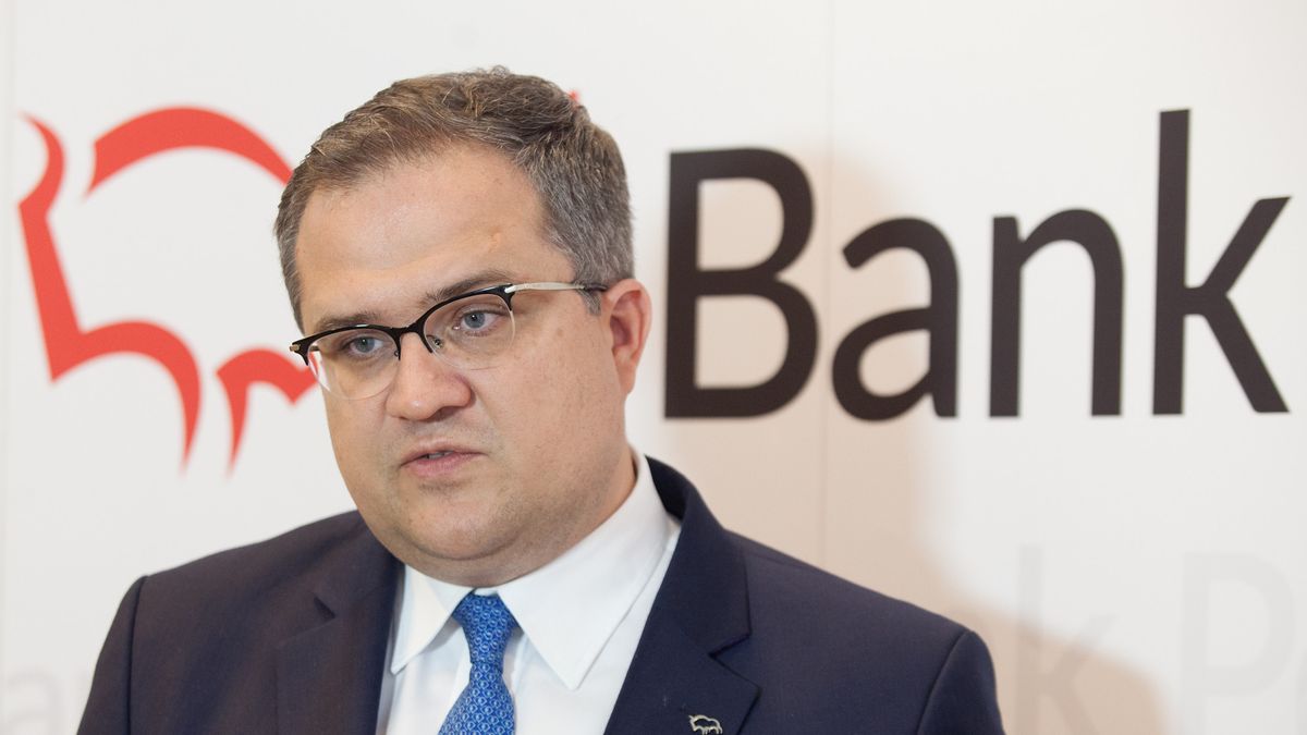 Michał Krupiński w piątek złożył dymisję ze stanowiska prezesa Banku Pekao. Wpływ na taką decyzję mógł mieć materiał opublikowany w "Die Welt"