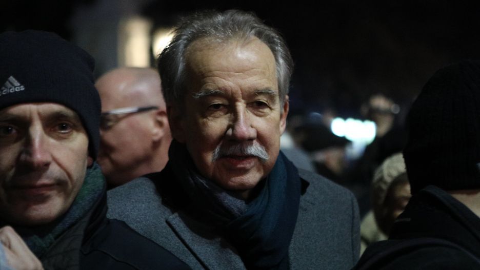 Prof. Wojciech Hermeliński na protestach przed Sejmem