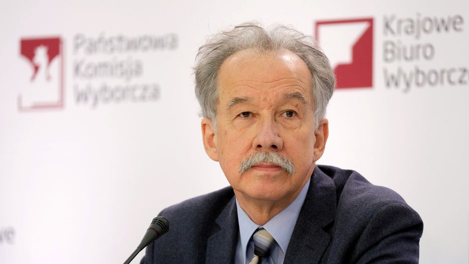 Sędzia TK w stanie spoczynku oraz były szef PKW Wojciech Hermeliński