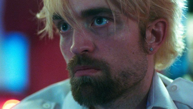 Kadr z filmu "Good Time" (2017)