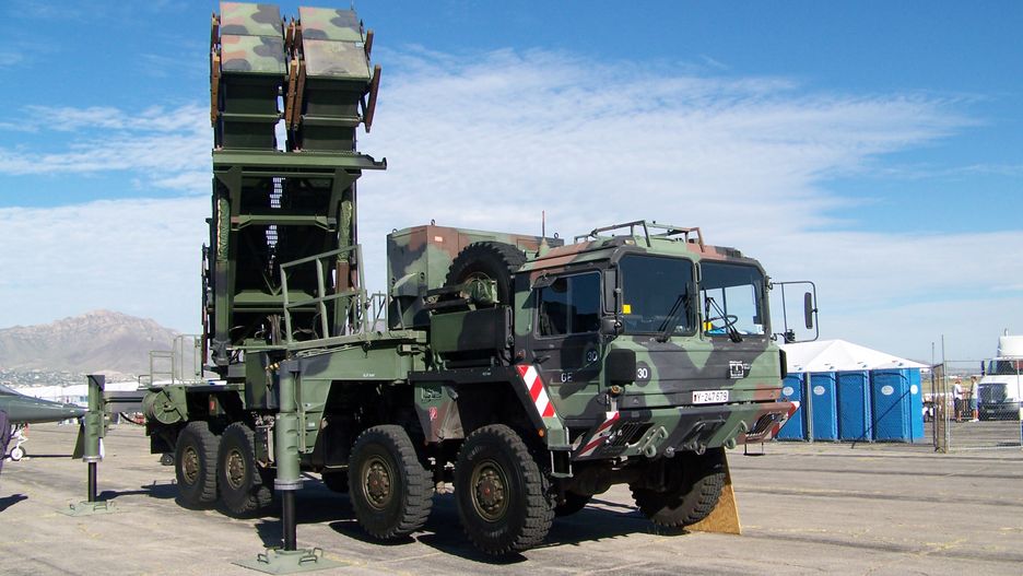 Patriot to amerykańskie mobilne systemy rakietowe ziemia-powietrze