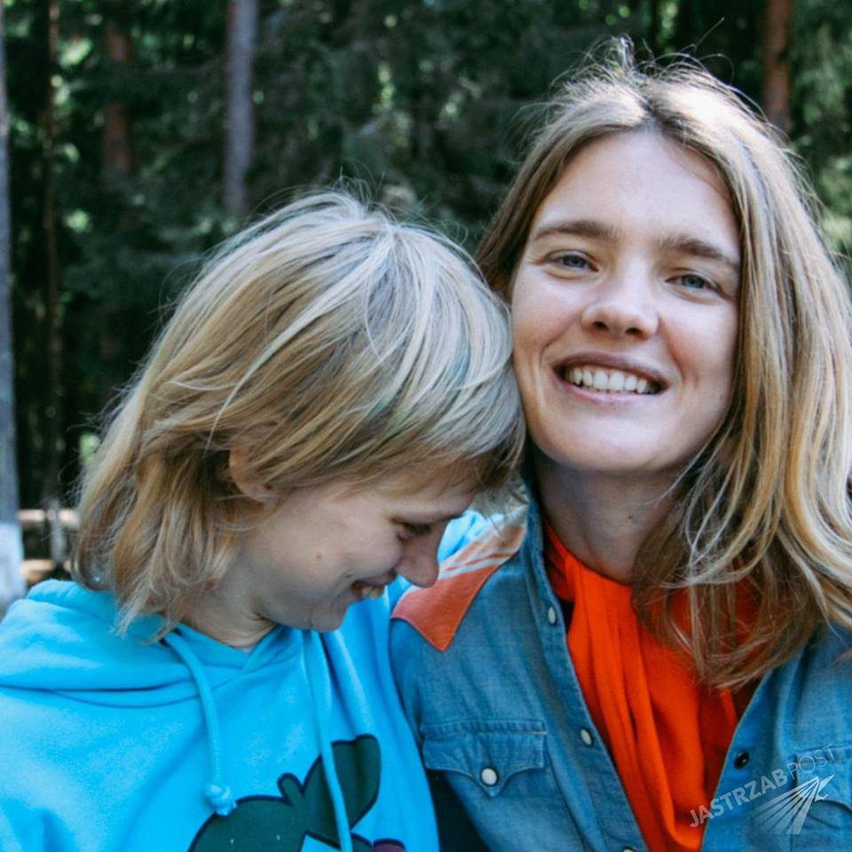 Natalia Vodianova  staje w obronie siotry