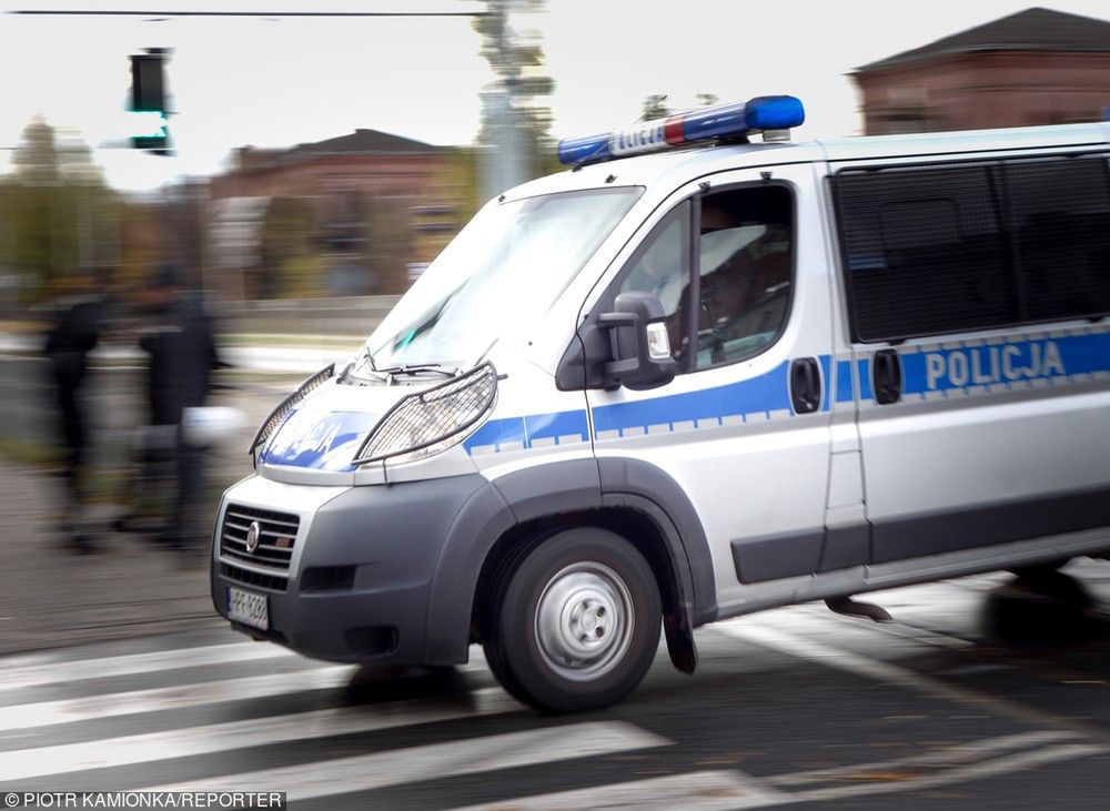 Awantura rodzinna. Dziecko poprosiło o pomoc policję