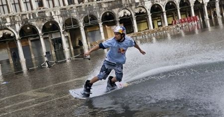 Powodziowy wakeboarding