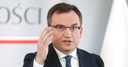 Co wolno Ziobrze, to nie tobie, prokuratorze. Nowy projekt zasad etycznych dla śledczych