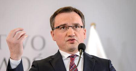 Zbigniew Ziobro napisał list do Gersdorf. Chce "niezwłocznego" zwołania rady KRS