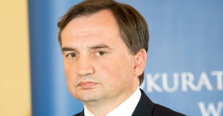 Zlecił zabójstwo Zbigniewa Ziobry. Nadal jest nieuchwytny
