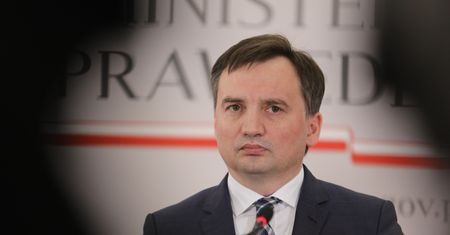Projekt ustawy ograniczającej "chwilówki" gotowy. "Kończymy z niewolnictwem XXI wieku"