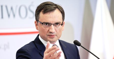 Ziobro o orzeczeniu SN: nie wiem, czy mam się śmiać, czy płakać