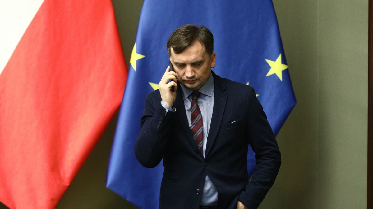 Zbigniew Ziobro i niekonstytucyjny dodatek. Pobrał już blisko 200 tys. zł