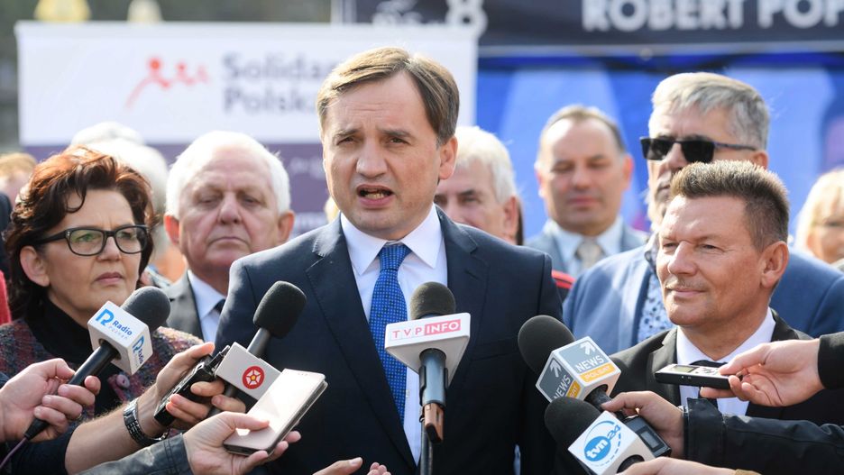 Zbigniew Ziobro zaznaczył, że podobną ocenę pytań prejudycjalnych sformułowali wcześniej eksperci KE