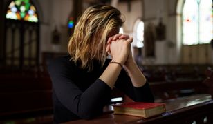 Zaskakujące zachowanie kobiety w kościele. "Działanie demoniczne"