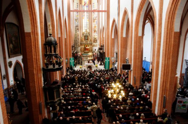 Reakcja narodowców na włamania do polskich kościołów