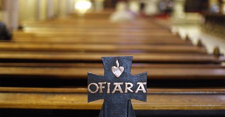 Pedofilia wśród księży, wszystkie oczy na Polskę. "Ujawnione przypadki są tylko czubkiem góry lodowej"