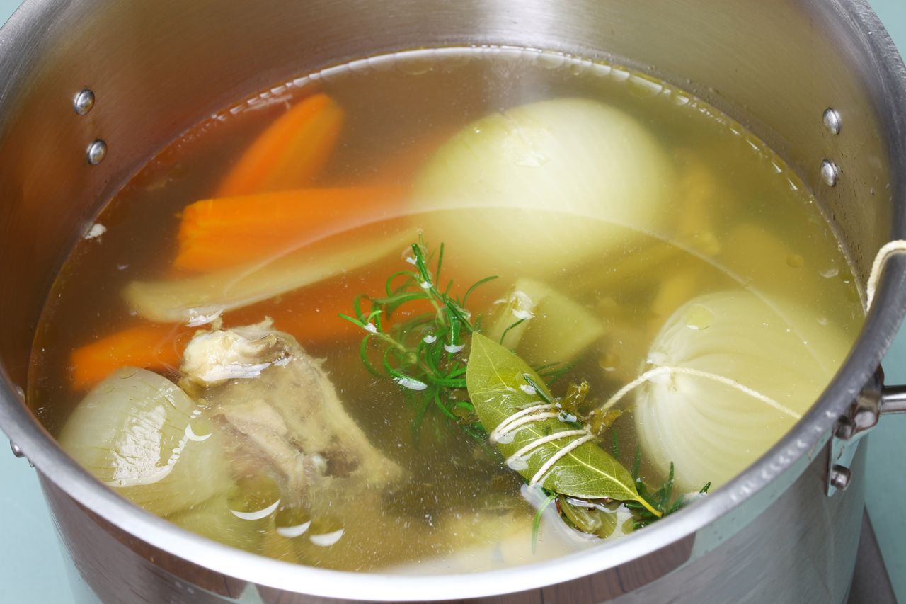 Bouquet garni – aromatyczny bukiet, który wzbogaci smak potraw