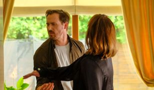 Przyjaciółki. Wiktor oświadcza się Patrycji. Zuza wpada w szał i policzkuje Igora (odcinek 166 - streszczenie)