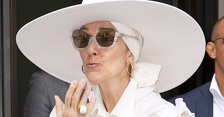 Celine Dion coraz bardziej nie do poznania! Tak odważnych kolorów i fasonów jeszcze u niej nie widzieliśmy