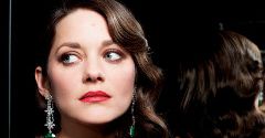 Marion Cotillard w sukience Gosi Baczyńskiej