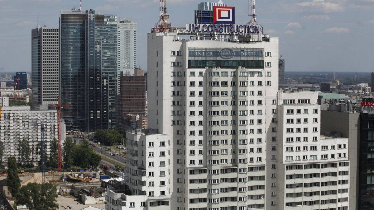 Czarne chmury nad J.W. Construction. Prokuratura prowadzi dwa śledztwa