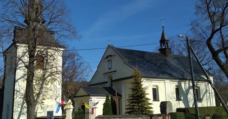 Proboszcz z Jasionki ukradł prezerwatywy w Biedronce? Został zwolniony z obowiązków duchownego