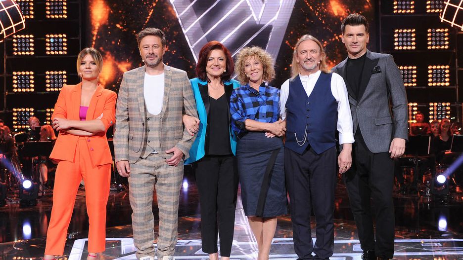 Prowadzący i trenerzy "The Voice Senior" Marta Manowska, Andrzej Piaseczny, Urszula Dudziak, Alicja Majewska, Marek Piekarczyk i Tomasz Kammel