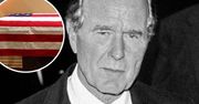 Poruszający widok przy trumnie George'a H.W. Busha. Cały świat płacze przez to zdjęcie