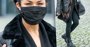 Kasia Cichopek takiej fryzury jeszcze nie miała. Cała w czerni rozsyłała uśmiechy przed siedzibą TVP