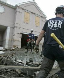 Huragan Katrina spowodował śmierć 1069 osób