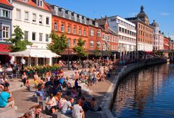 Aarhus - miasto chodzących wstecz zegarów